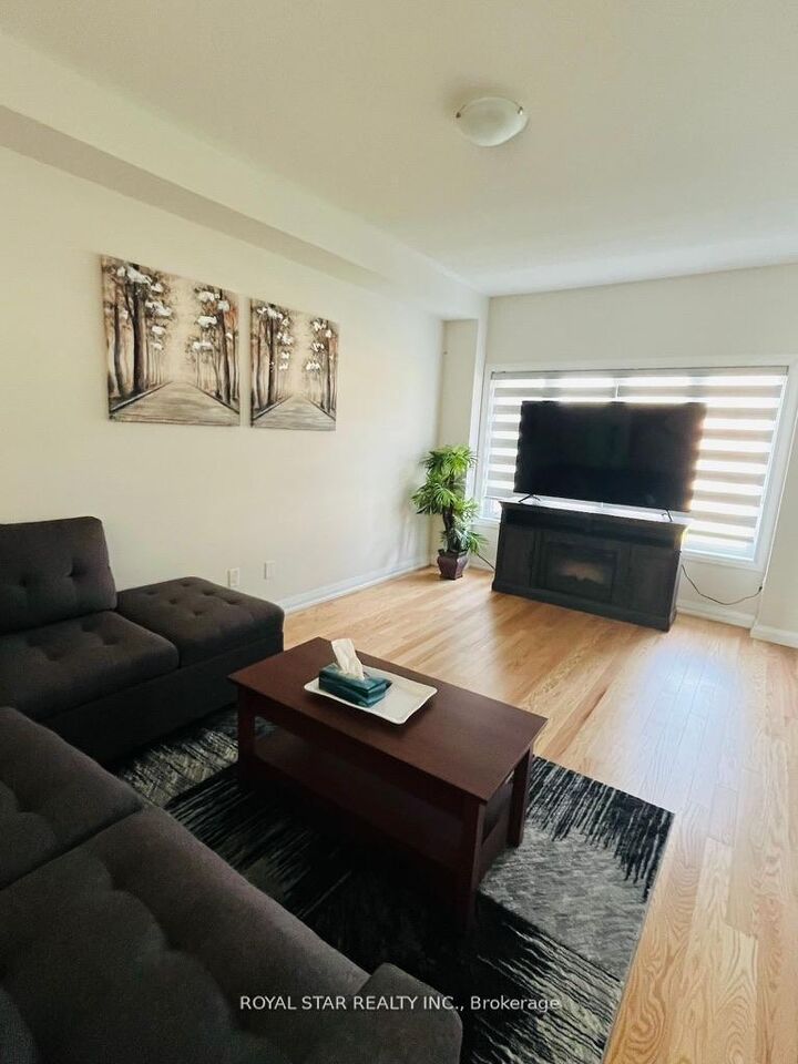 Property Photo:  7 Federica Crescent  ON L9Z 0N5 