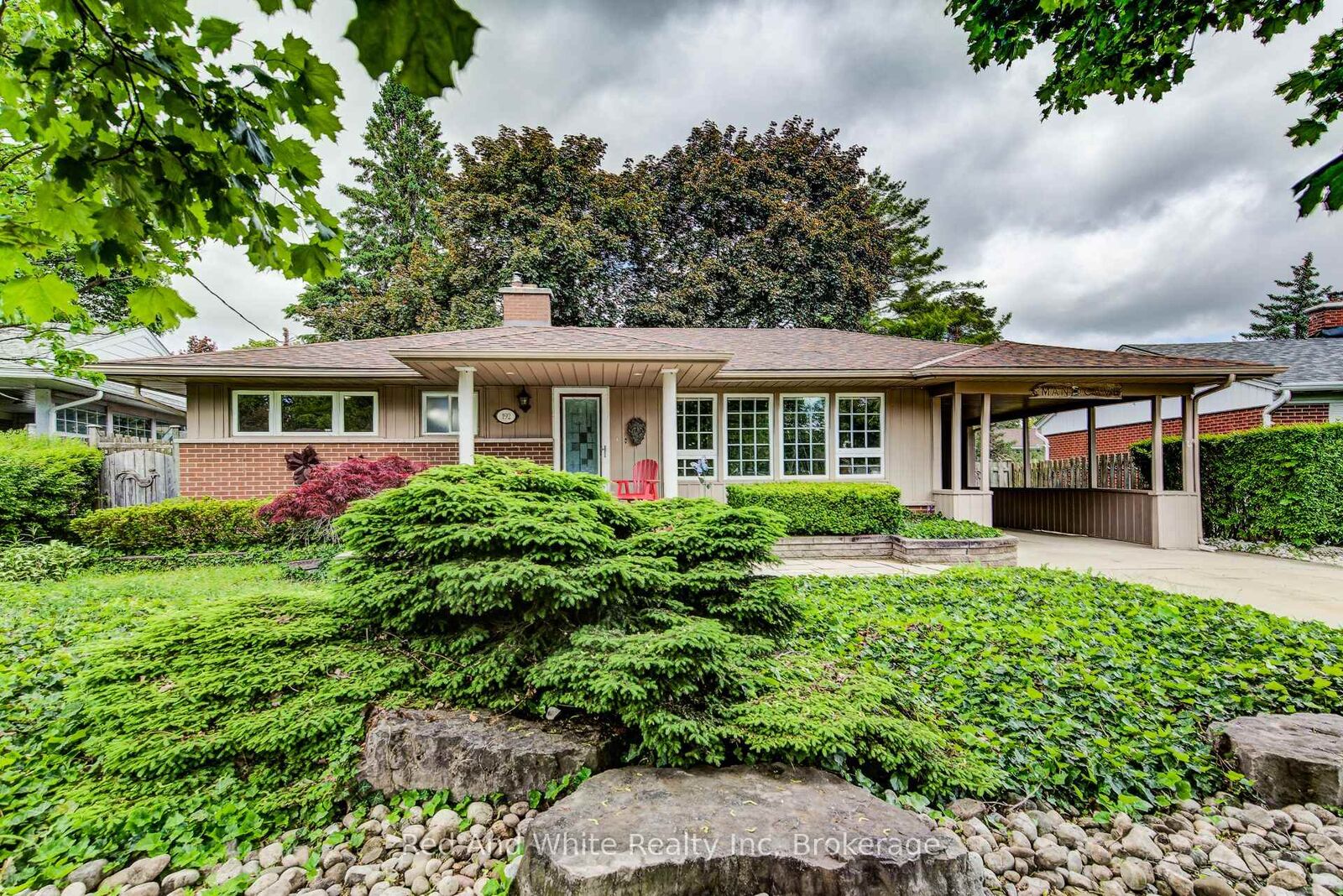 Property Photo:  192 Warren Road  ON N2M 4T7 