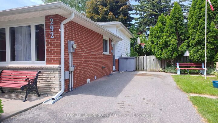 Property Photo:  292 Brighton Court Upper  ON L1G 6H6 