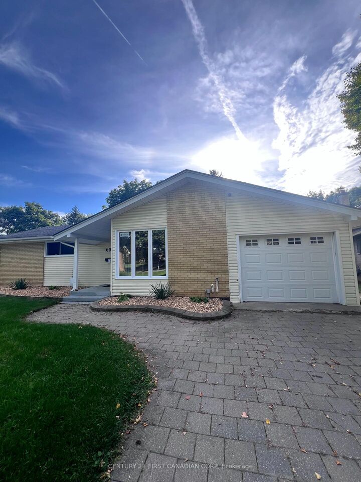 Property Photo:  604 Headley Drive  ON N6H 3V4 