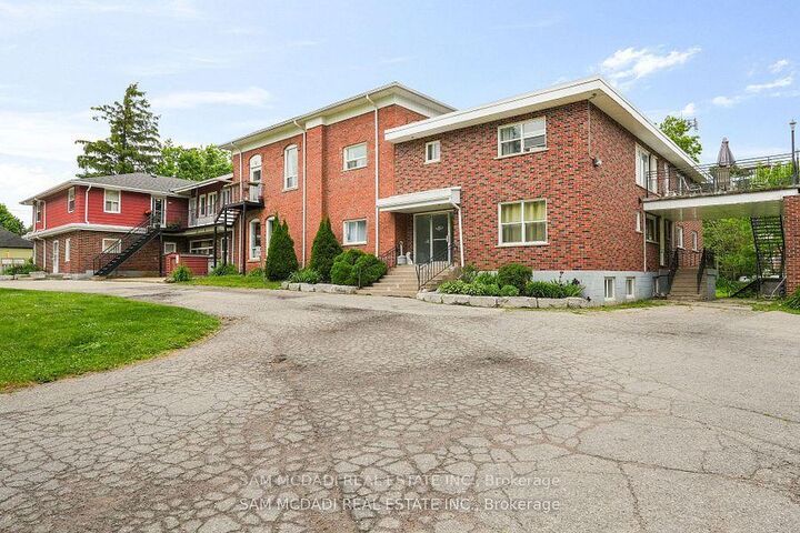 Property Photo:  15 Faulkner Street 104  ON L9W 2G4 