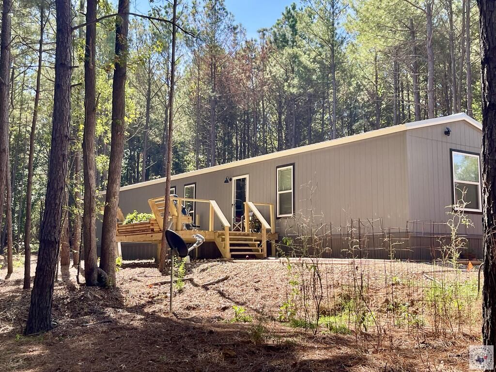Property Photo:  1004 May Dr.  TX 75572 