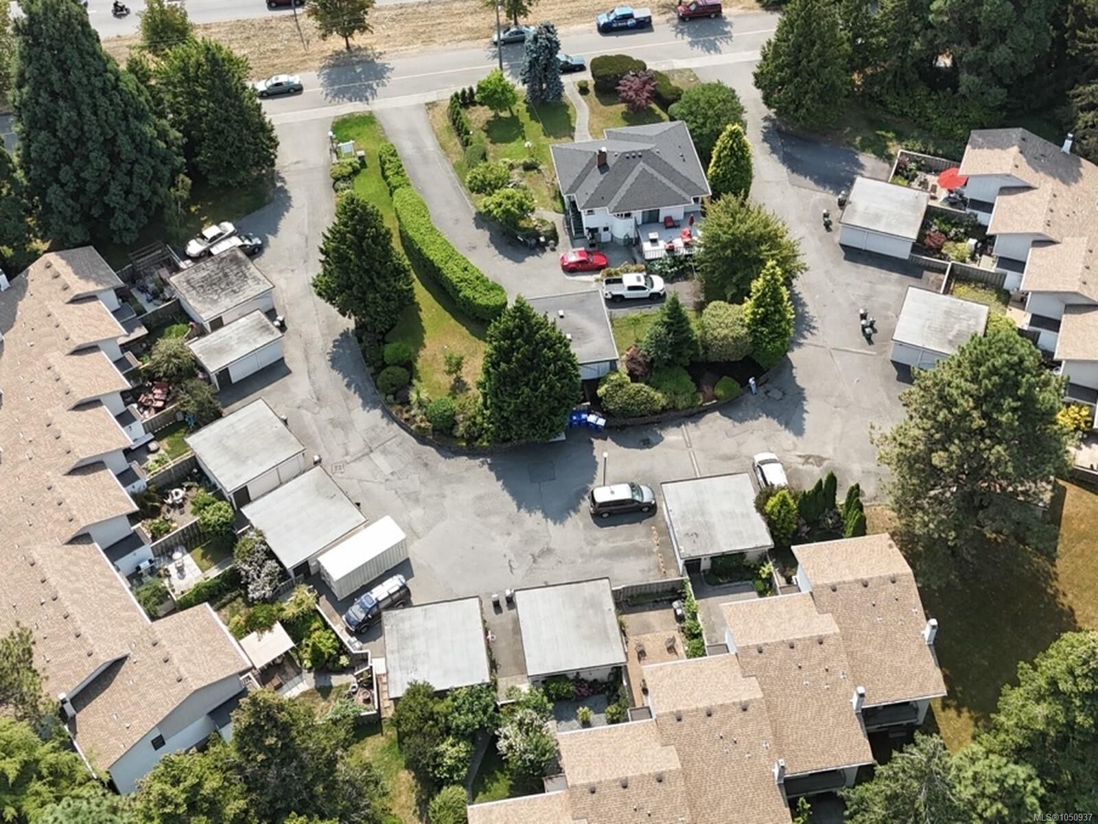 Property Photo:  610 McKenzie Ave #27  BC V8Z 2A7 