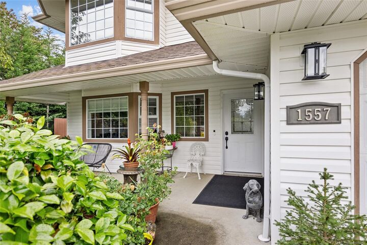Property Photo:  1557 Flicker Pl  BC V9N 8M6 