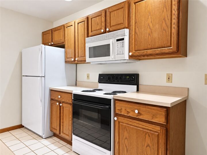 Property Photo: 121 Windy Drive PA 16001