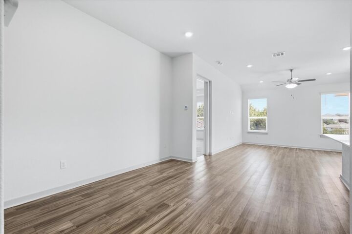 Property Photo:  517 Peace Pipe Way  TX 78628 