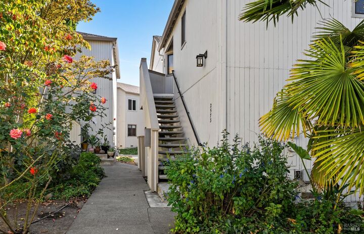 Property Photo: 2573 Westberry Drive CA 95403