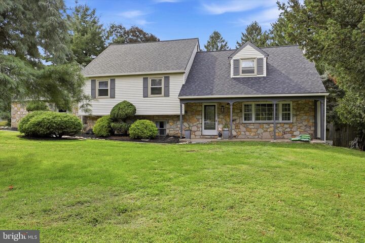 Property Photo: 1644 Huntingdon Road PA 19001