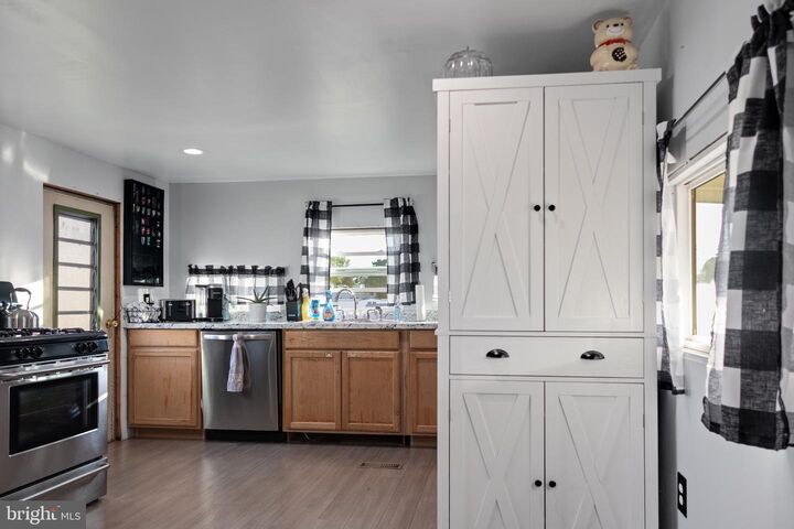Property Photo:  809 Lake Circle  PA 17347 