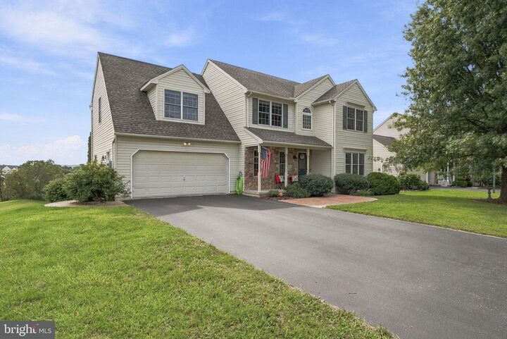 Property Photo: 556 Harvest Drive PA 17404