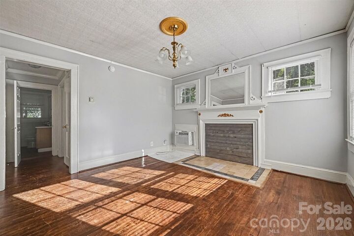Property Photo:  2547/2549 Pinckney Avenue  NC 28205 