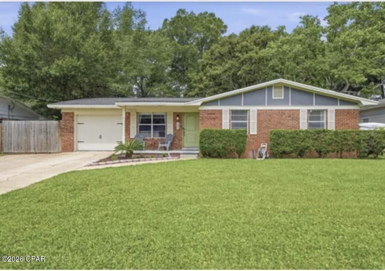 Property Photo:  185 Miramar Street  FL 32569 