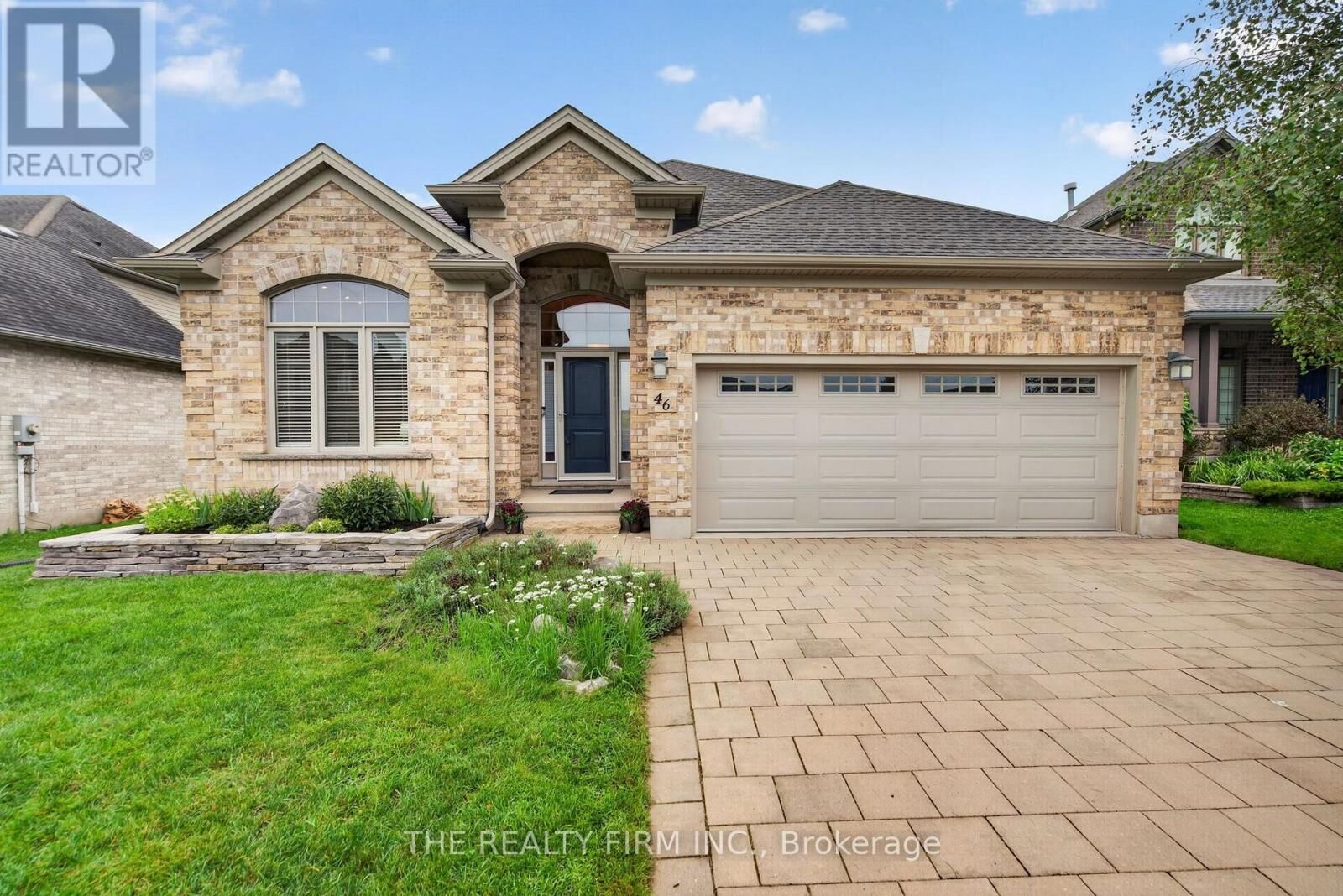Property Photo:  46 Ashwood Crescent  ON N0M 2A0 
