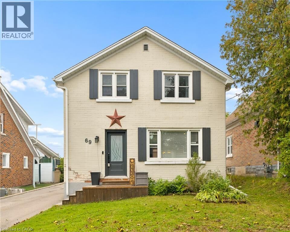Property Photo:  69 Talbot Street  ON N2M 2A8 