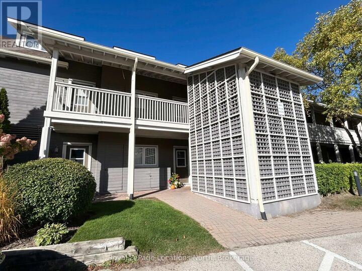 Property Photo:  937 Cedarpointe Court 13  ON L9Y 5C7 
