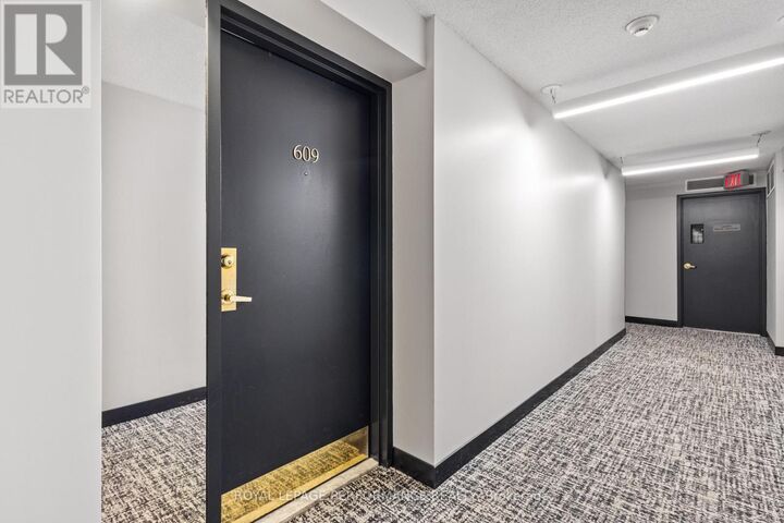 Property Photo:  225 Alvin Road 609  ON K1K 4H6 