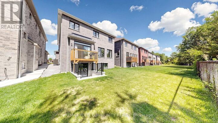Property Photo:  32 Baycroft Boulevard  ON L0M 1B5 