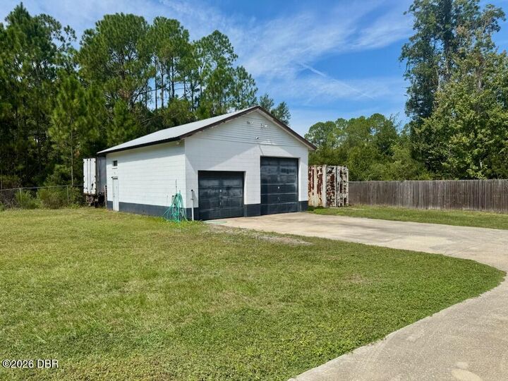Property Photo: 1542 Beech Boulevard FL 32110