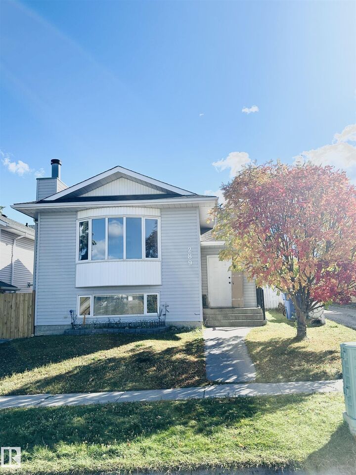 Property Photo:  289 Tocher Avenue  AB T7V 1H6 