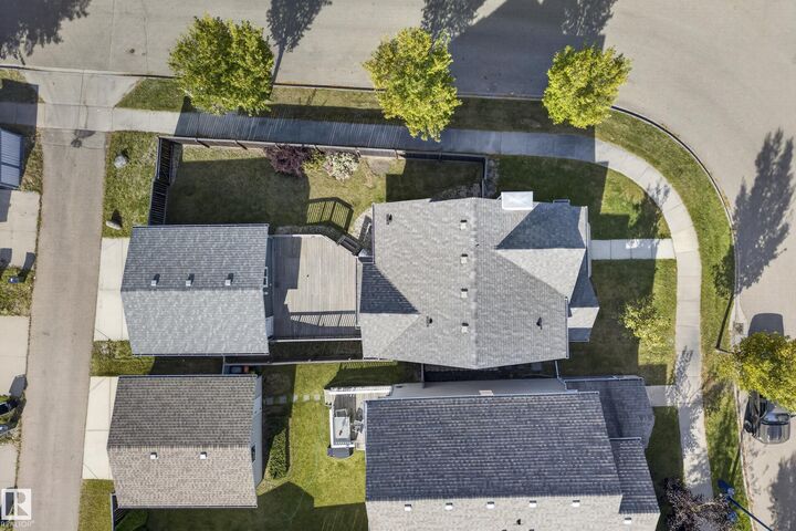 Property Photo:  1104 74 Street SW  AB T6X 0N7 