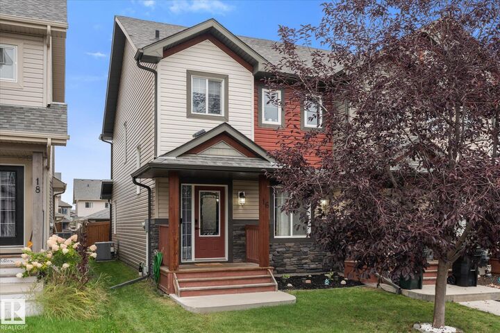 Property Photo:  16 Meadowland Crescent  AB T7X 0P9 