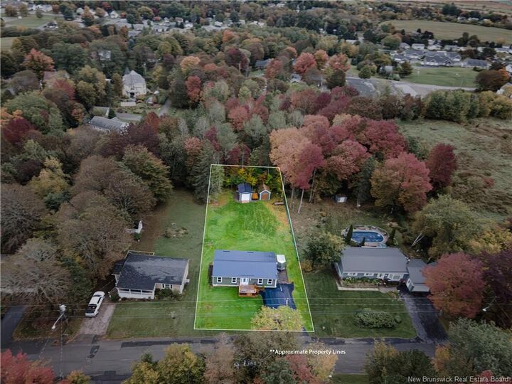 Property Photo:  178 Pleasant Avenue  NB E4E 1Y2 