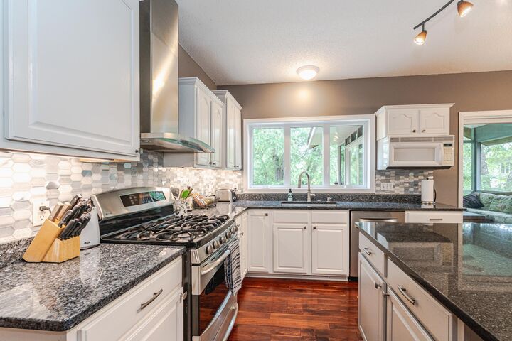 Property Photo: 8348 Foxberry Drive MN 55378