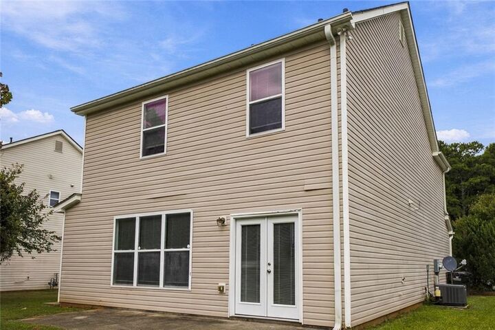 Property Photo: 8133 Brookbend Drive GA 30134