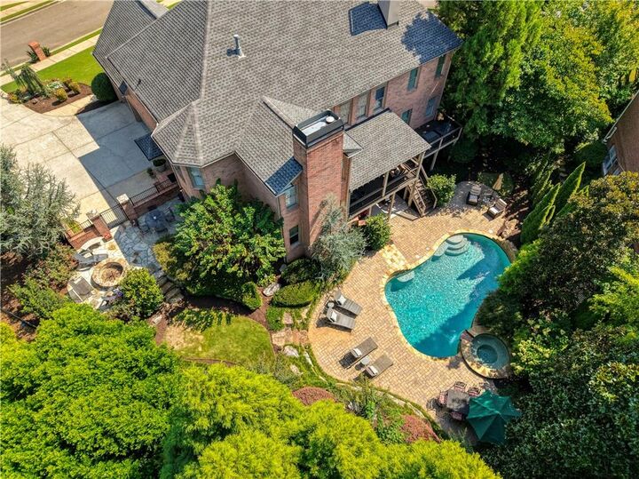 Property Photo:  660 Barnesley Lane  GA 30022 