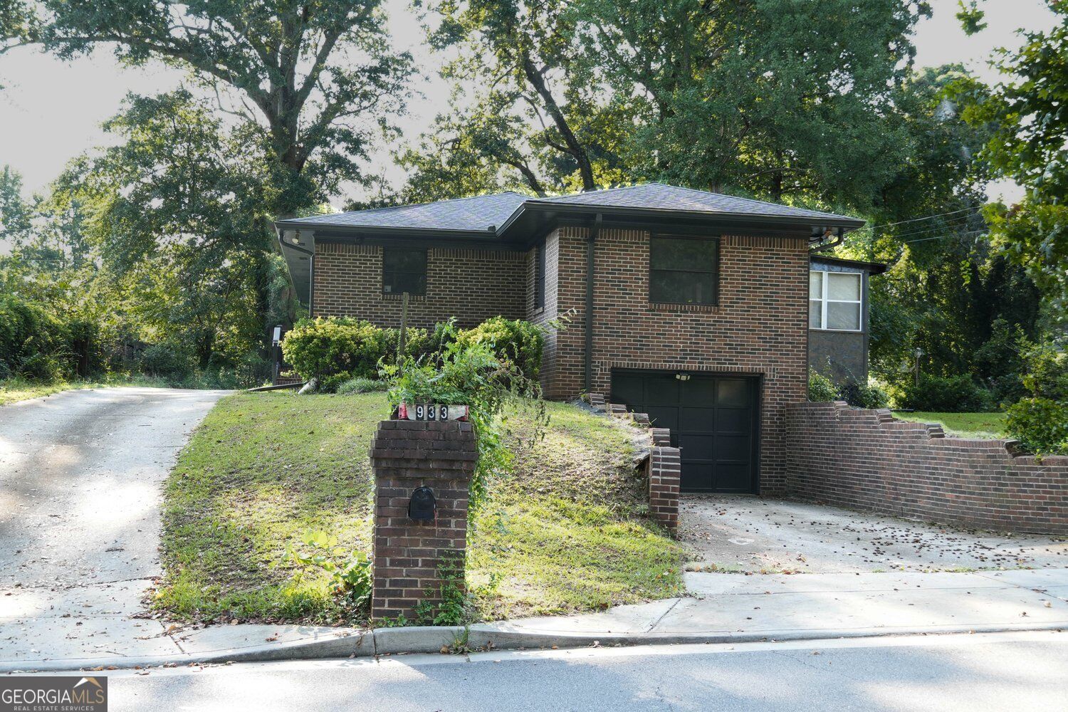 Property Photo: 933 Rowland Street GA 30021