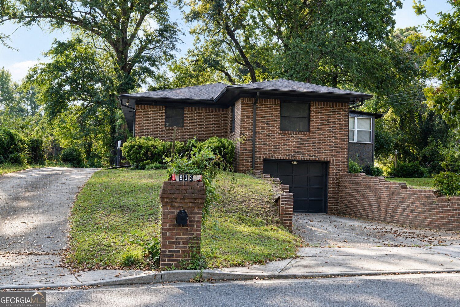 Property Photo: 933 Rowland Street GA 30021