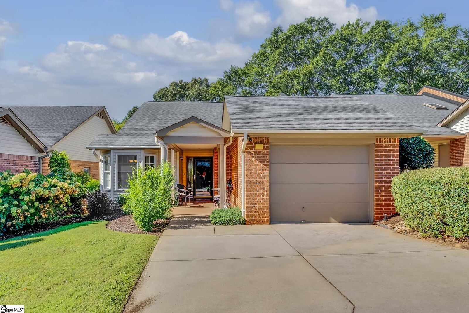 Property Photo:  410 Swansgate Place  SC 29605 