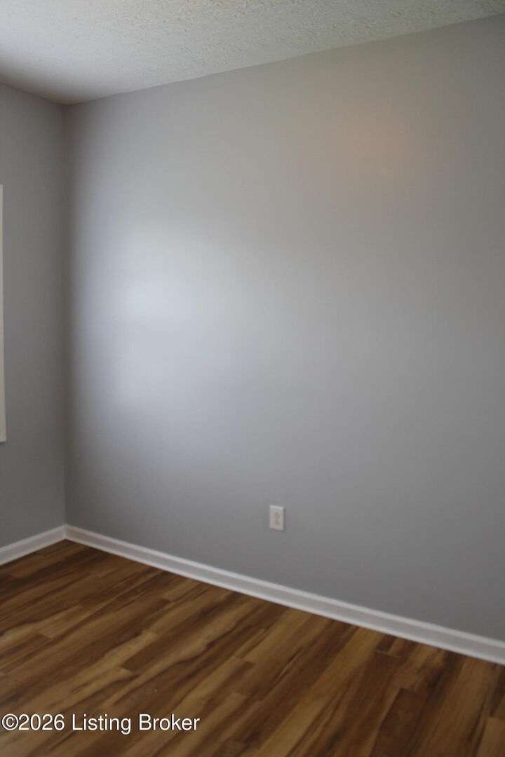 Property Photo: 952 S Floyd St 202 KY 40203