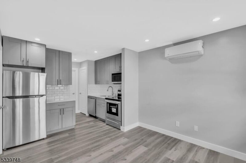 Property Photo:  1300 Fulton St 4  NJ 07065 