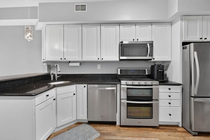 Property Photo:  416 Monroe St 1L  NJ 07030 