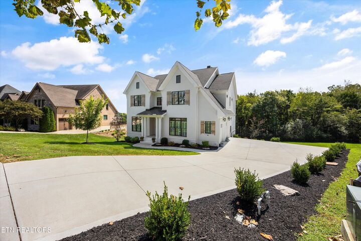 Property Photo: 533 Lone Willow Drive TN 37934