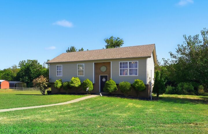 Property Photo:  3007 Bell Court  KY 40475 