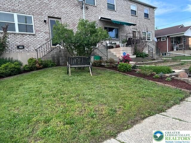 Property Photo:  745 E Green Street  PA 18109 