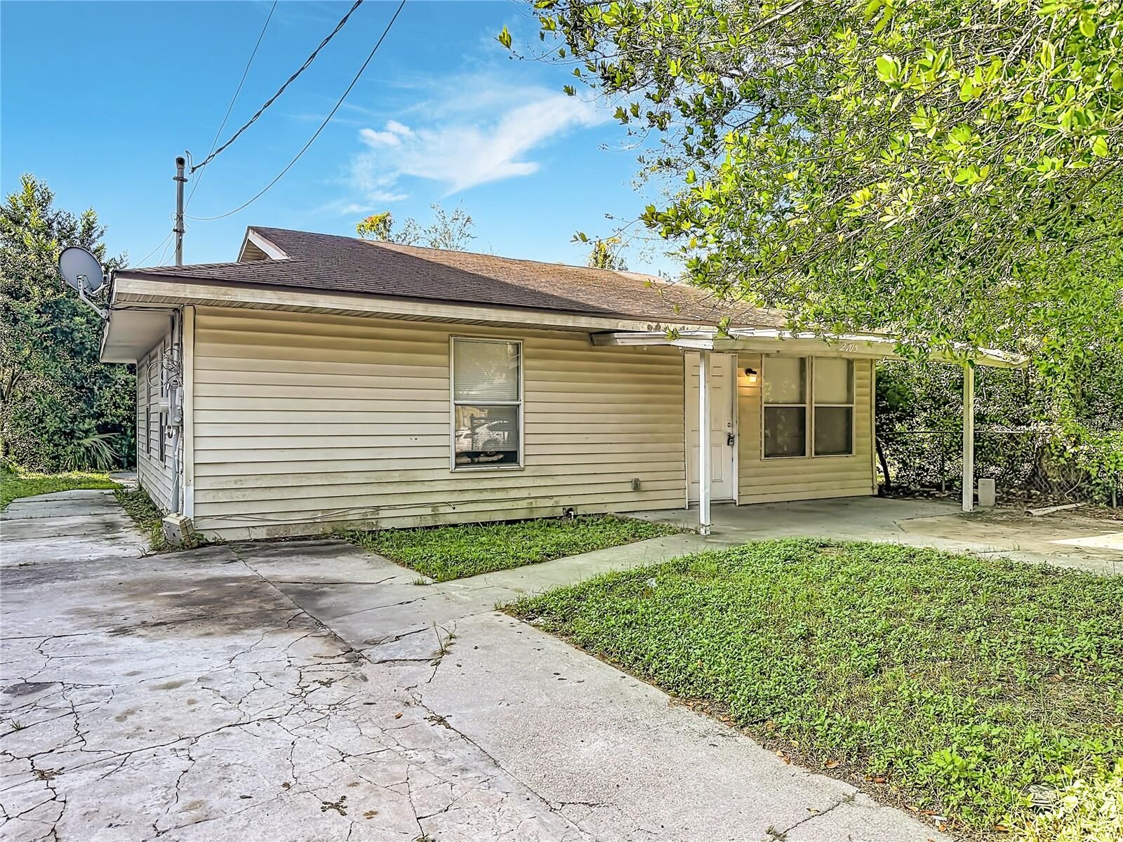 Property Photo:  2705 E 22nd Avenue  FL 33605 