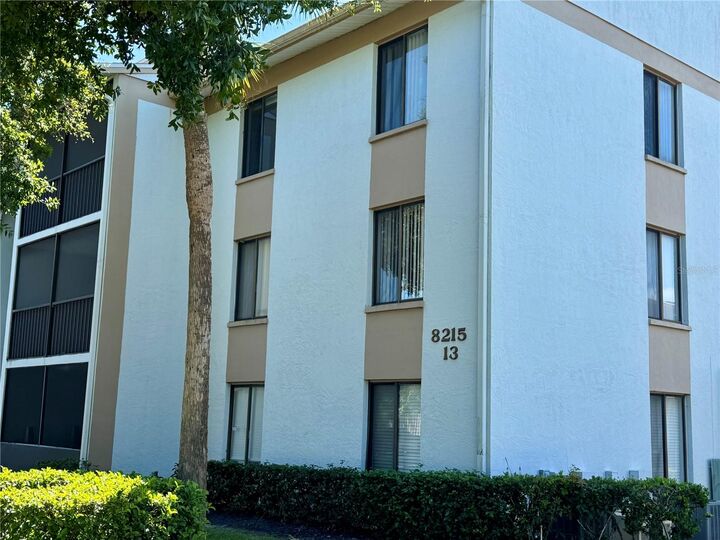 Property Photo: 8215 Sun Spring Circle 43 FL 32825