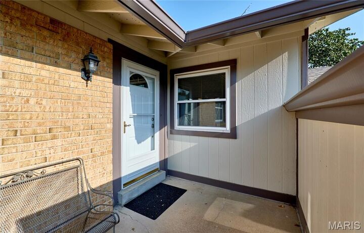 Property Photo:  987 Barbizon Drive  MO 63021 