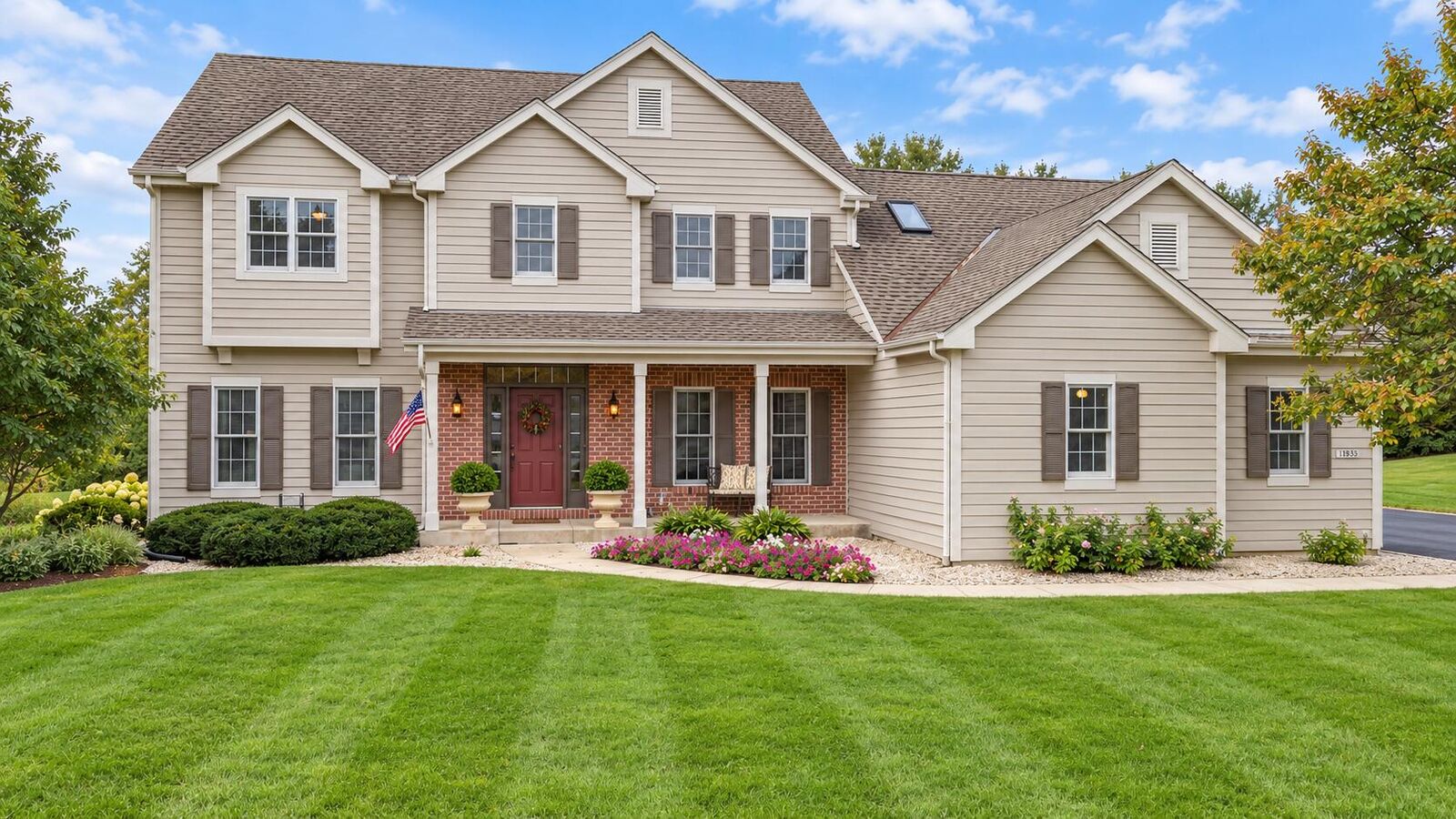 Property Photo: 11235 N Westwood Cir WI 53097