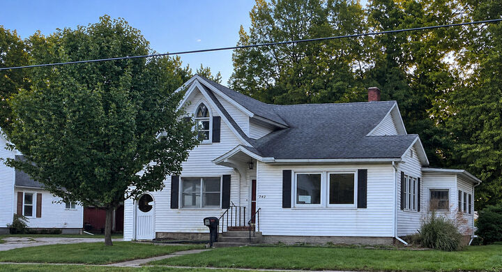 Property Photo: 242 Marshall Street MI 49036