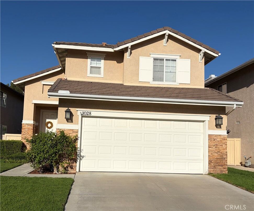 Property Photo: 1028 S Brianna Way CA 92808