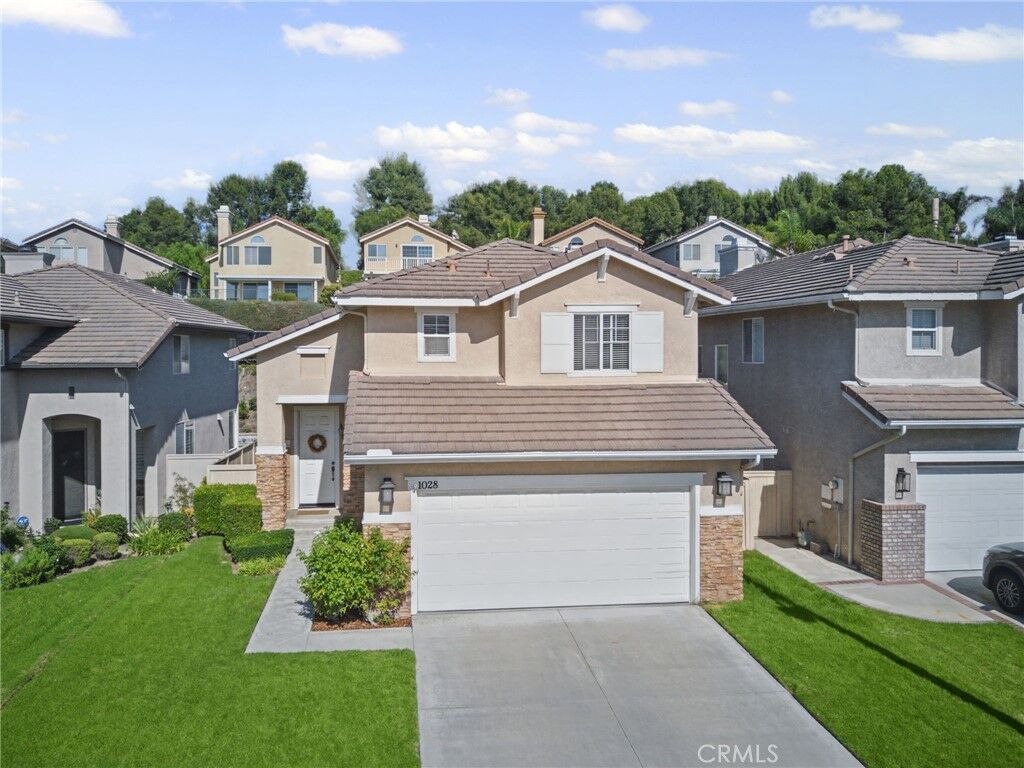 Property Photo:  1028 S Brianna Way  CA 92808 