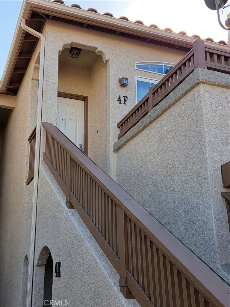 Property Photo:  310 E McCoy Lane 4F  CA 93455 