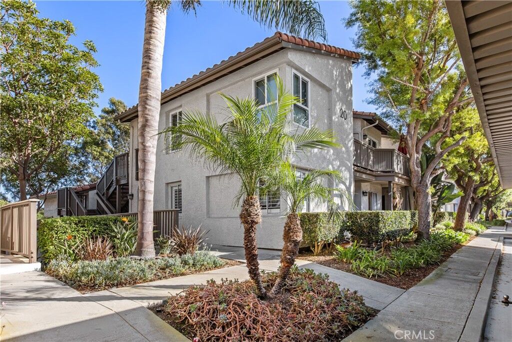 Property Photo: 20 Corniche A CA 92629