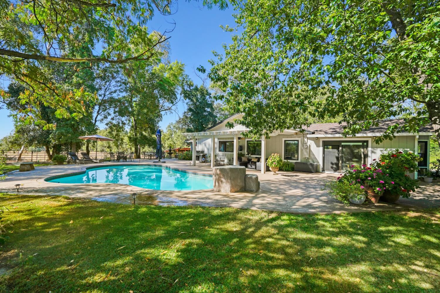 Property Photo: 5400 Wise Road CA 95648