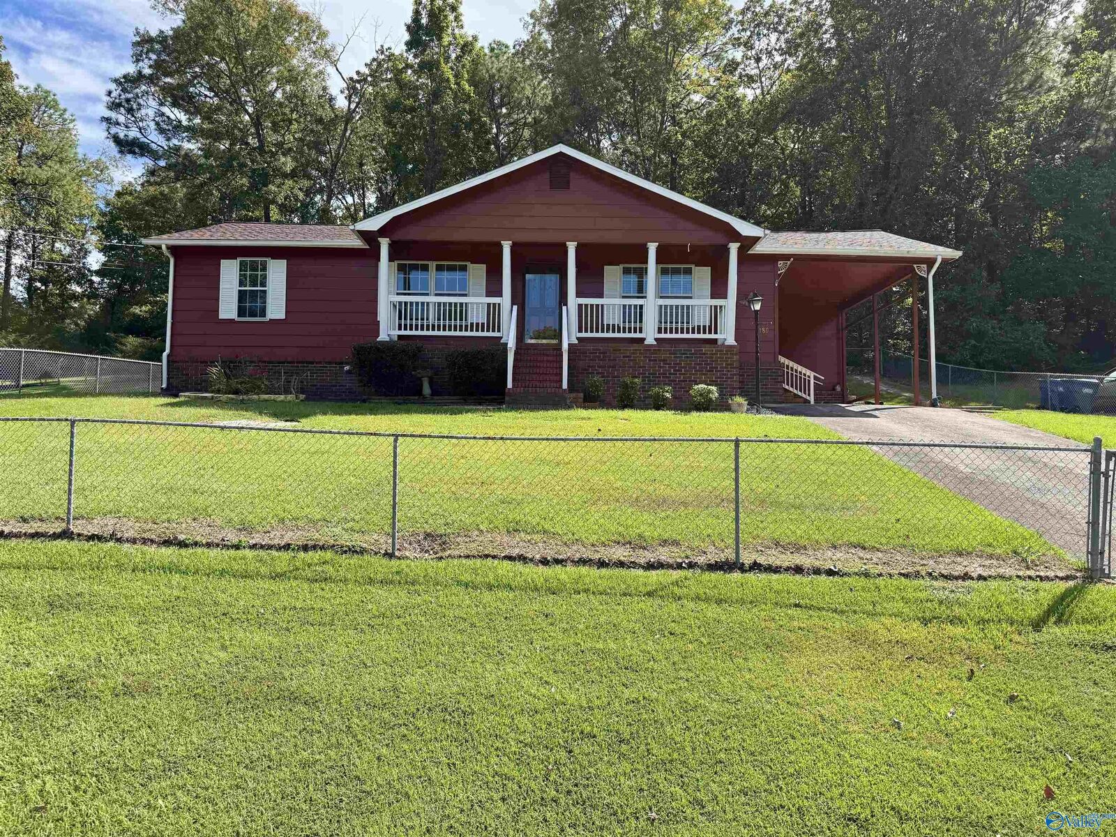 Property Photo: 180 Emi Gil Drive AL 36203