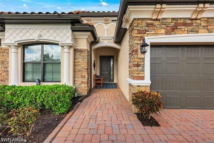 Property Photo:  28112 Kerry Court  FL 34135 